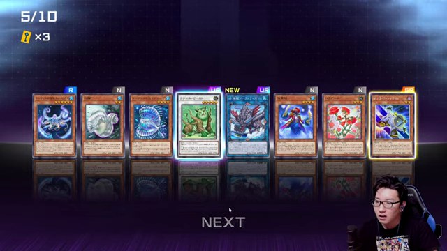 5組目の開封結果でカードが横に並び、右下でみつおが画面を見ている