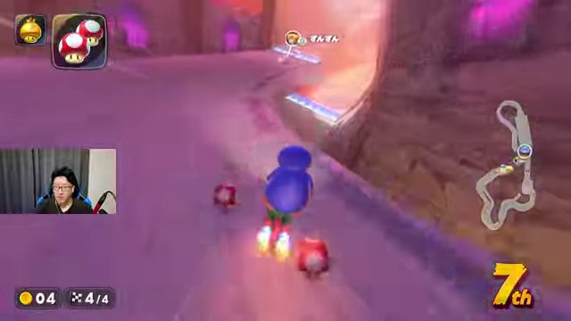 マリオカートワールドの最終周で青いレーサーが赤く光るエリアへ向かい7thと表示される場面