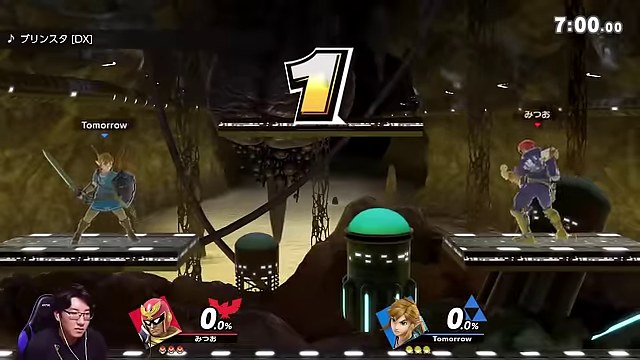 スマブラSPのオンライン対戦でファルコンとソラが開始カウントを待つ場面