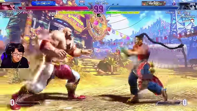 明るい対戦ステージでザンギエフと相手のキャラクターが近距離で向き合う画面