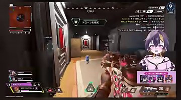 Apexの屋内で敵に武器を向けるゲーム画面と、ゆうちびさんの配信アバター