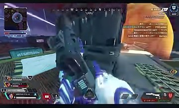 APEXの遮蔽物のそばから前方を狙う場面